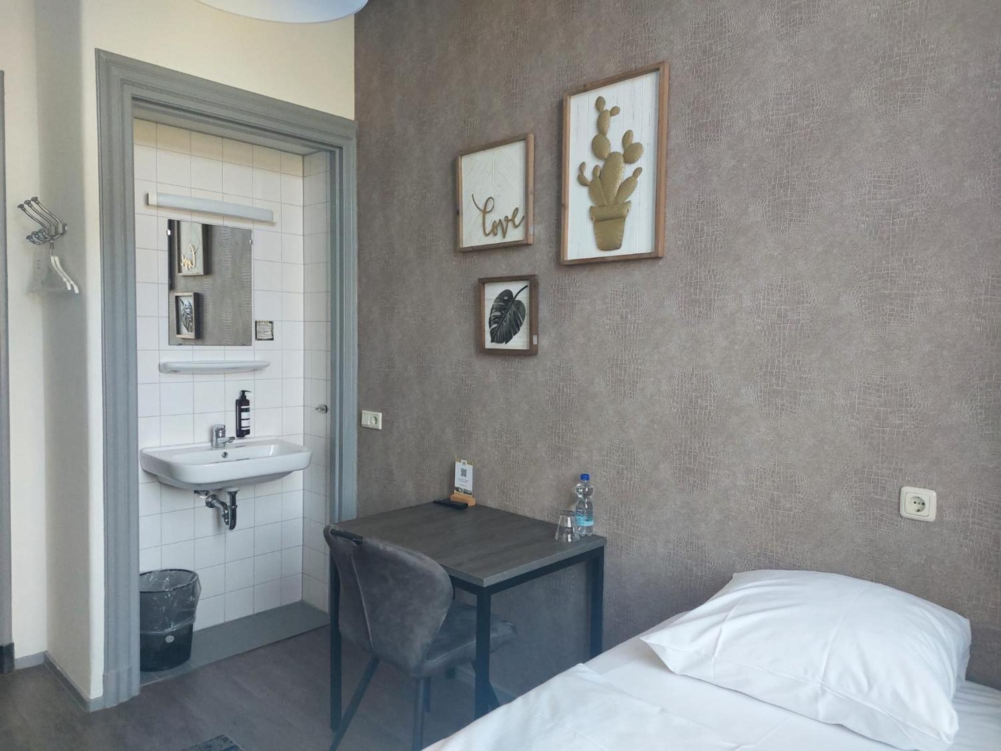 Bed & Breakfast Landgoed De Grote Beek 3*